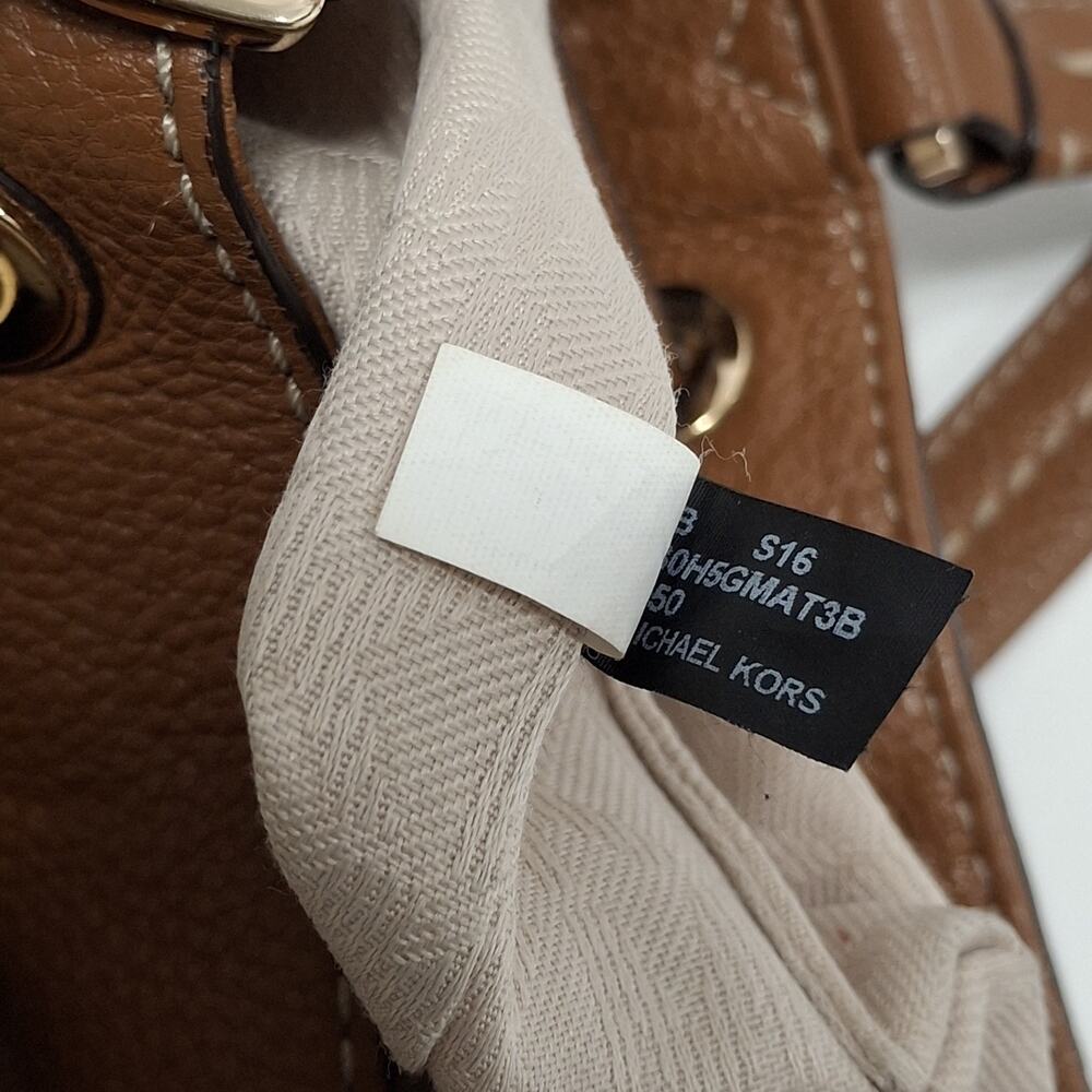 Michael Kors Marina Large Drawstring Tote (Dark Khaki) - Picture 11 of 11